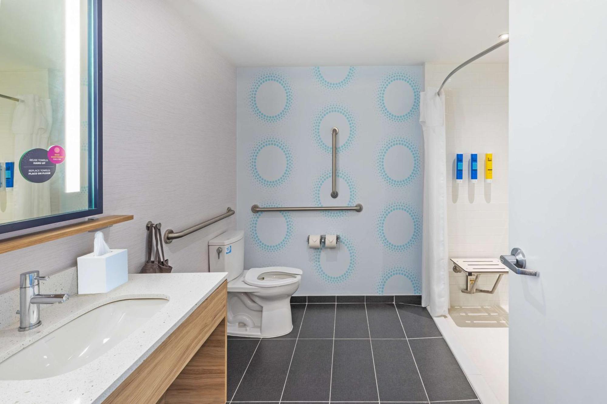 Hotel Tru By Hilton Airport Area, Tx 3*